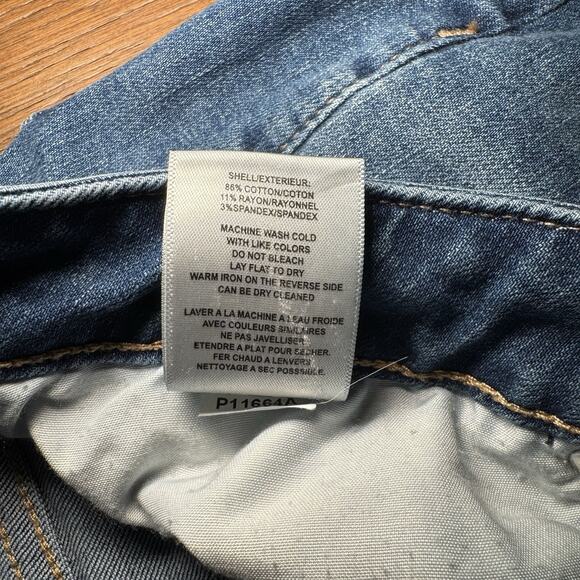 VIGOSS Women's 32 Thompson Tomboy Stretch Medium Wash Distressed Jeans - Picture 5 of 6